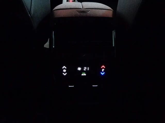 Peugeot E-5008 GT-Line