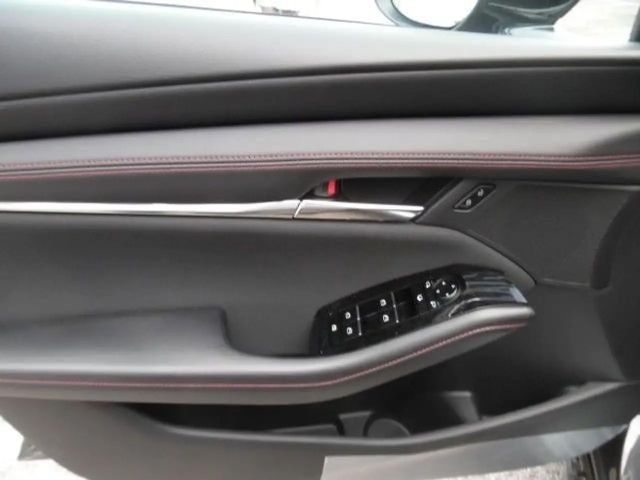 Mazda 3 Homura SkyActiv e-Skyactiv