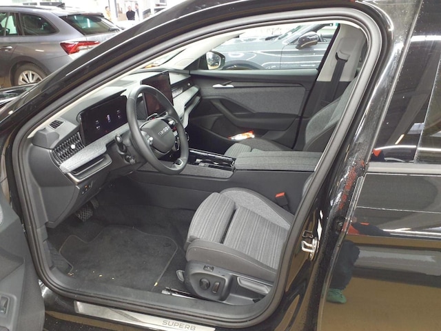 Skoda Superb 2.0 TDI Combi Selection