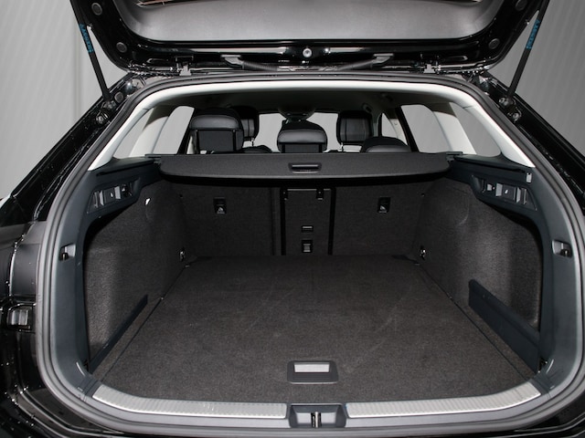 Volkswagen Passat 1.5 eTSI Business DSG Variant