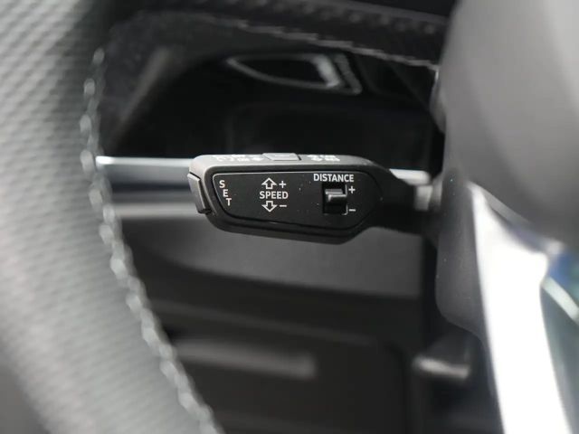 Audi Q3 S-Line S-Tronic