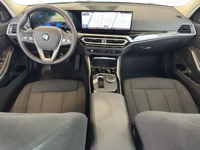 BMW 320 320d Sedan xDrive