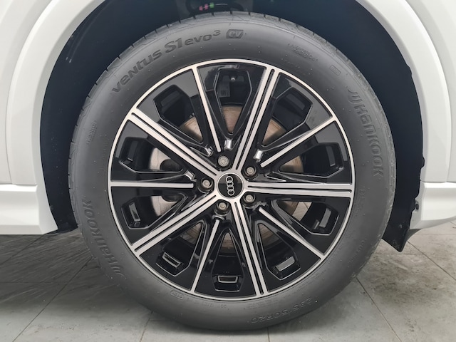 Audi Q4 e-tron Quattro