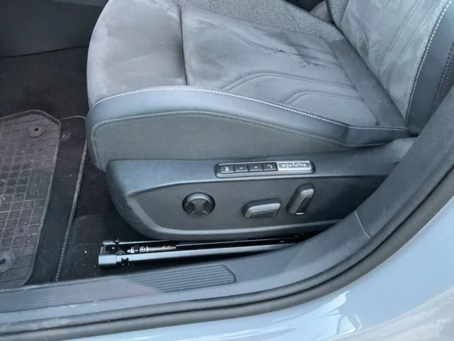 Volkswagen Golf DSG eHybrid