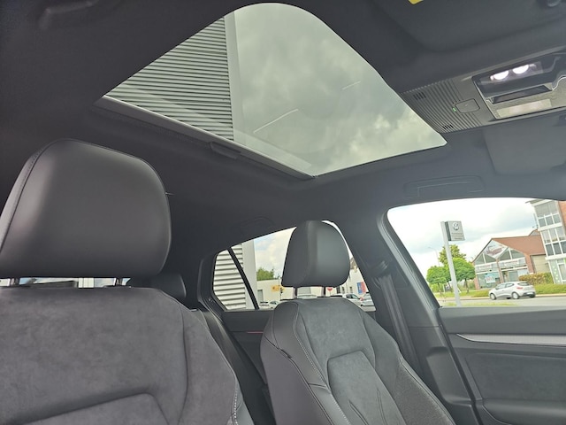 Volkswagen Golf 1.5 eTSI DSG Golf VIII