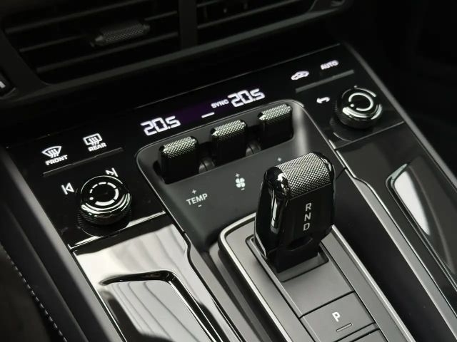 Porsche 992 4 Cabrio GTS Targa