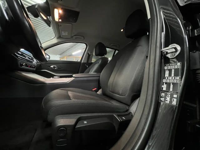 BMW 320 320d Touring xDrive