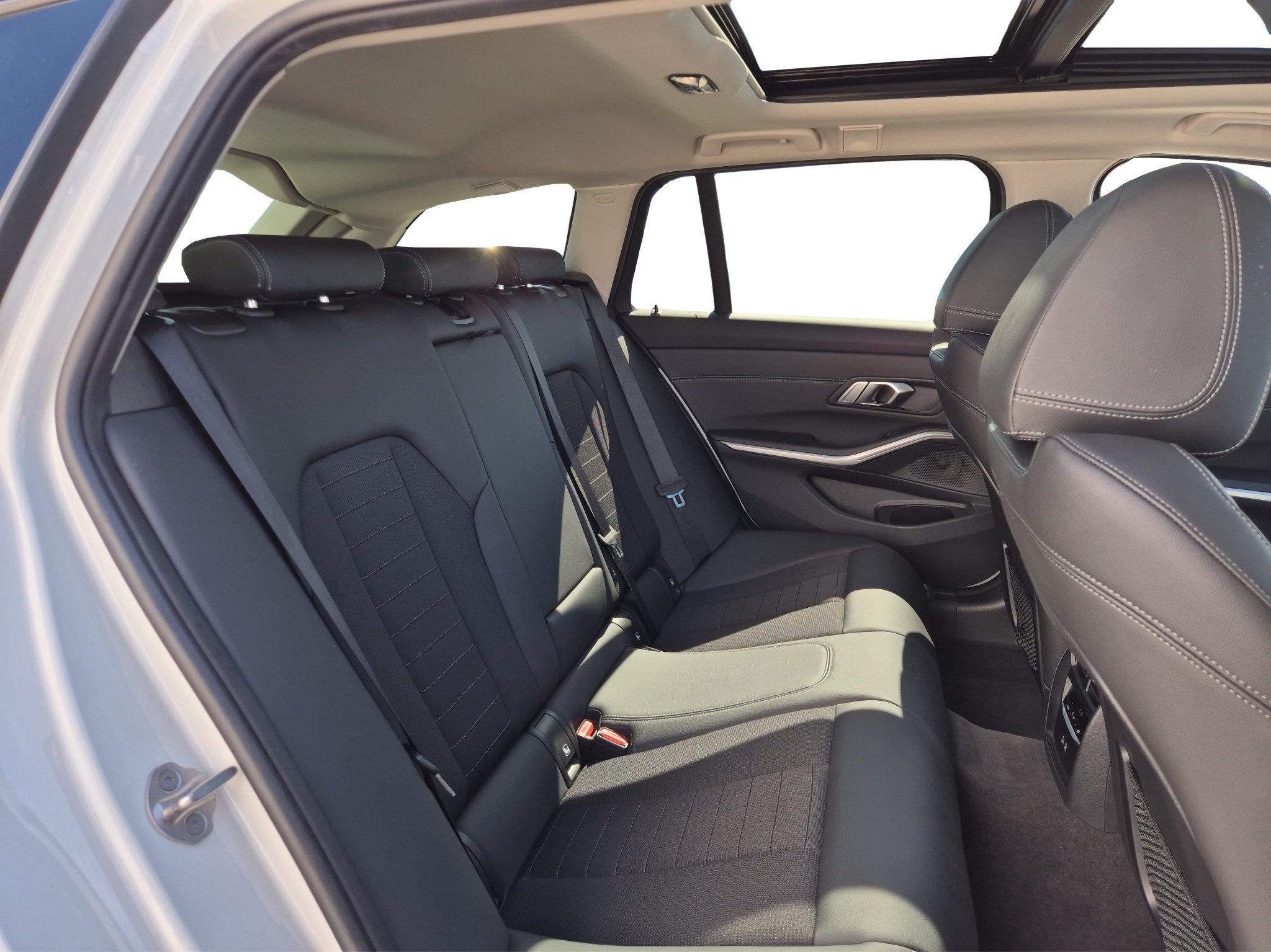 BMW 330 330d Touring xDrive