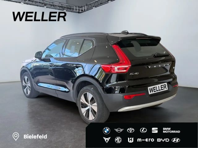 Volvo XC40 Core Momentum