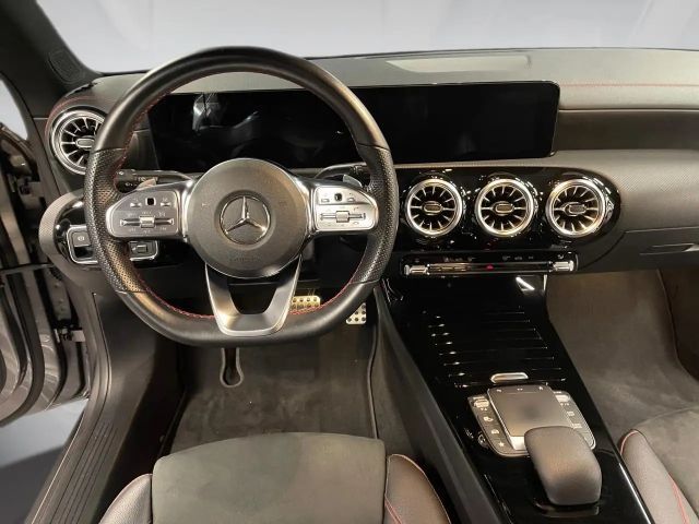 Mercedes-Benz CLA 200 Shooting Brake