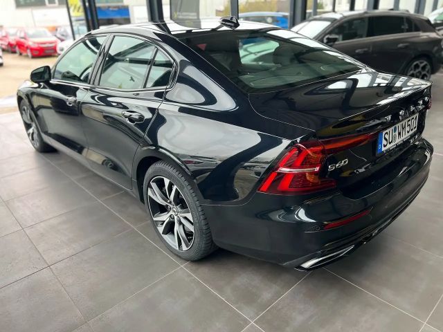 Volvo S60 AWD R-Design Recharge