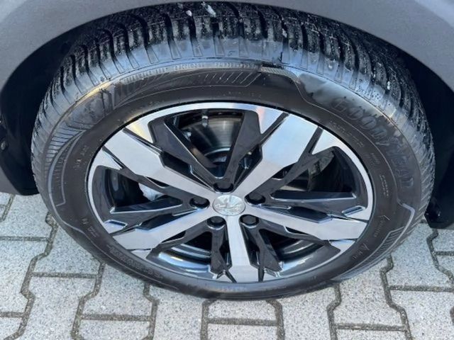 Peugeot 3008 EAT8 GT-Line PureTech