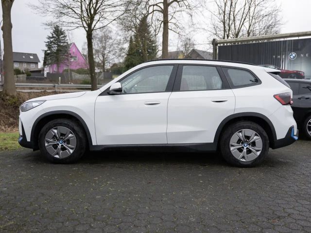 BMW iX1 xDrive