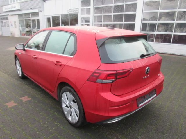 Volkswagen Golf 1.5 eTSI DSG Style