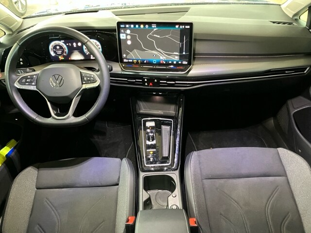 Volkswagen Golf 1.5 eTSI DSG Variant