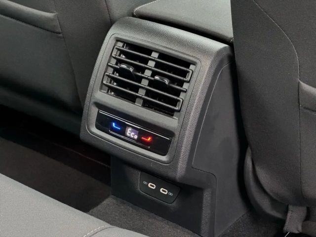 Volkswagen Golf 1.4 TSI Style eHybrid