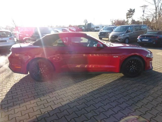 Ford Mustang Convertible GT 5.0 V8