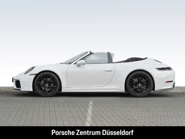 Porsche 992 Cabrio Carrera