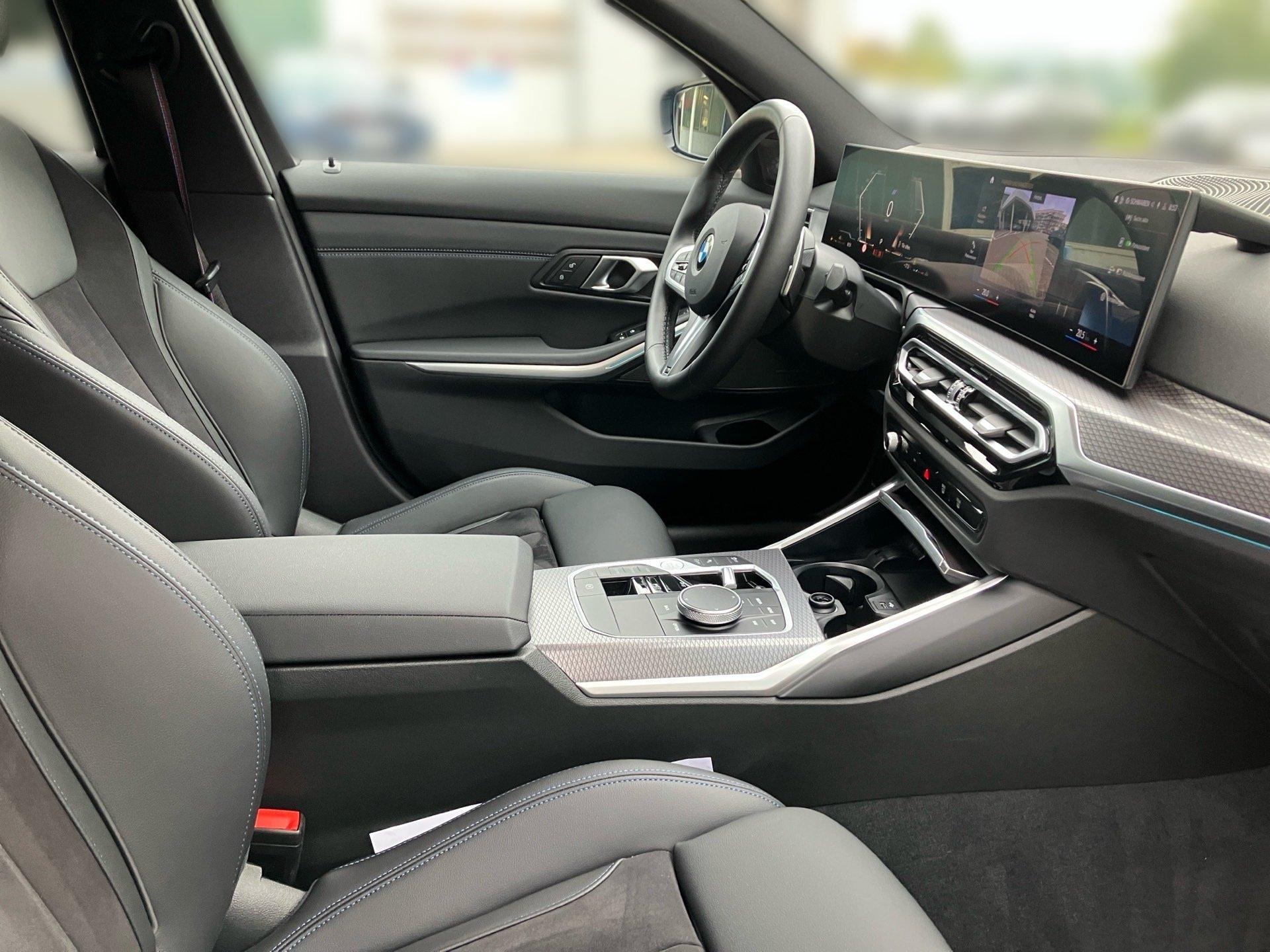 BMW 330 330i Sedan xDrive