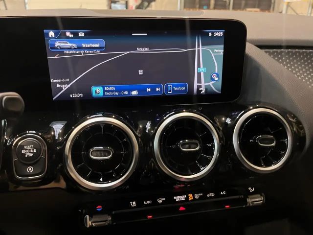 Mercedes-Benz B 200 Luxury Line