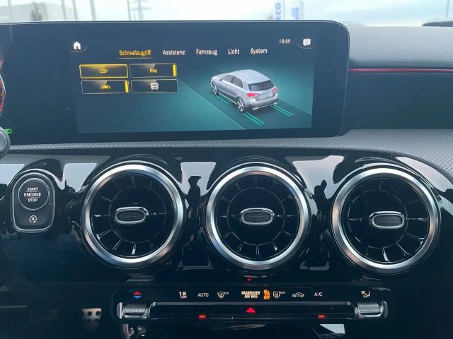 Mercedes-Benz A 180 AMG Line Hatchback