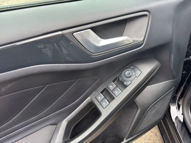 Ford Focus EcoBoost ST Line Wagon