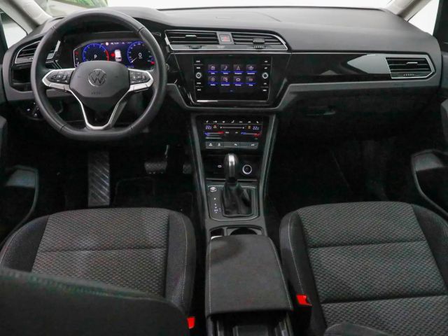 Volkswagen Touran 1.5 TSI DSG R-Line
