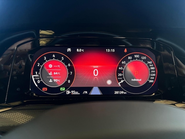 Volkswagen Golf 2.0 TSI Golf VIII