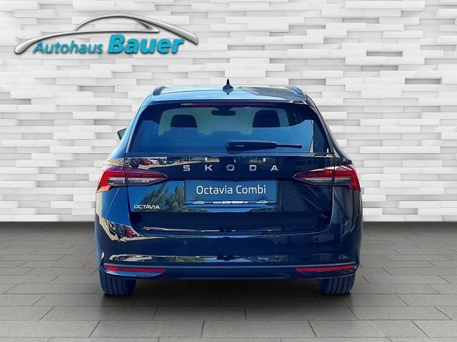 Skoda Octavia Combi Selection