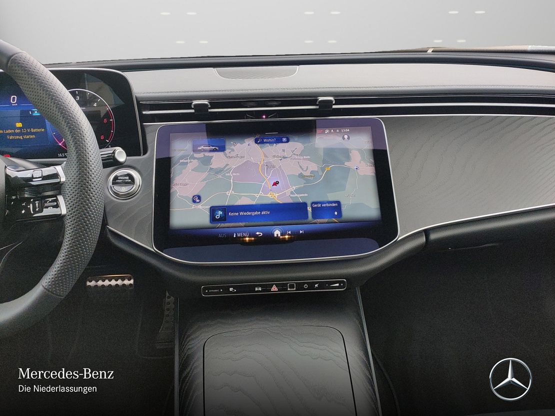 Mercedes-Benz E 220 AMG Line E 220 d Sedan