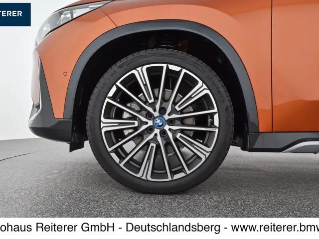 BMW iX1 xDrive30