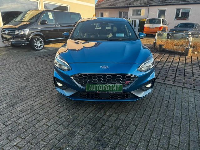 Ford Focus Limited ST Line