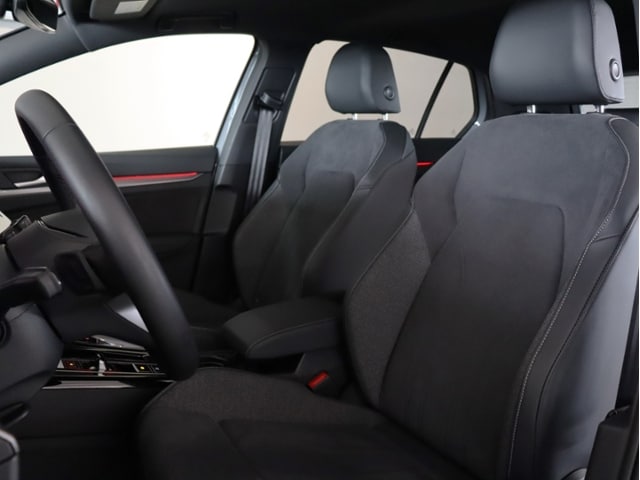 Volkswagen Golf 1.5 eTSI DSG Golf VIII