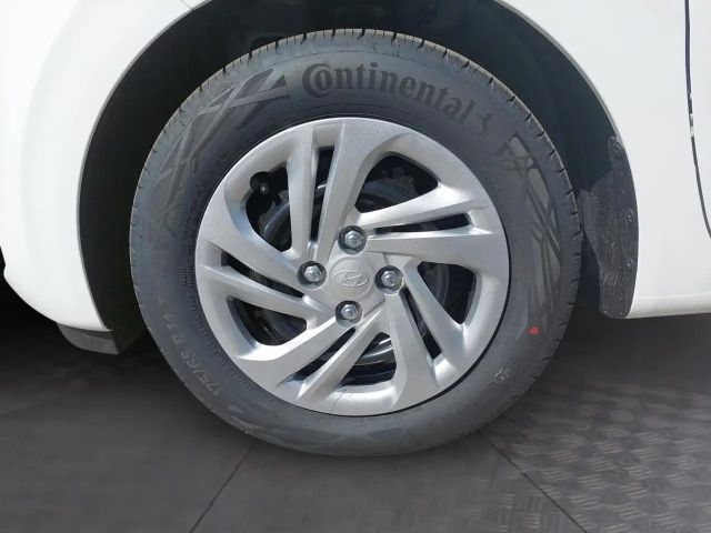 Hyundai i10 1,0 i Line Plus