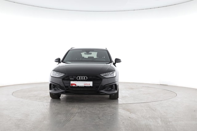 Audi A4 40 TFSI Avant Quattro S-Tronic