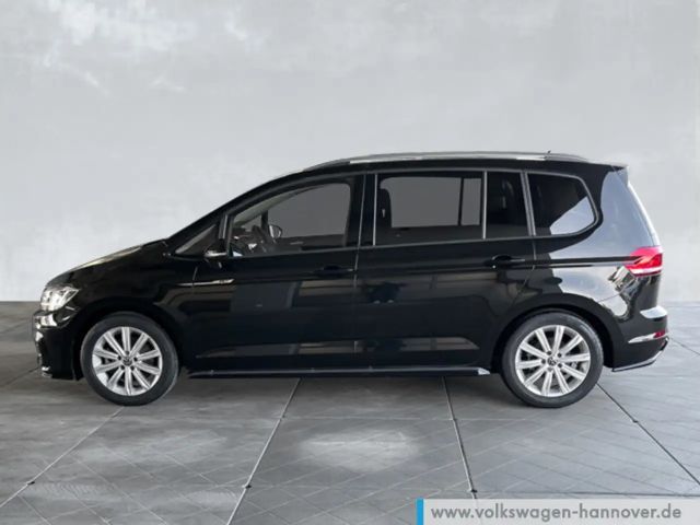 Volkswagen Touran 1.5 TSI DSG R-Line