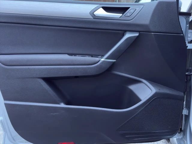 Volkswagen Touran 2.0 TDI BMT R-Line