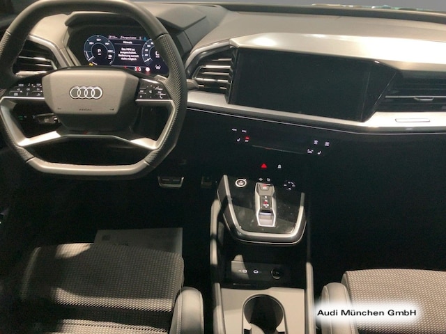 Audi Q4 e-tron SUV 45 e-tron Audi Q4 e-tron