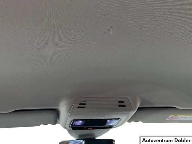 Volkswagen Golf 1.5 eTSI DSG Golf VIII