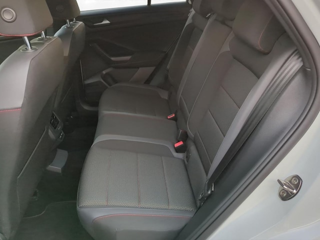 Volkswagen T-Roc 1.5 TSI DSG R-Line Sport