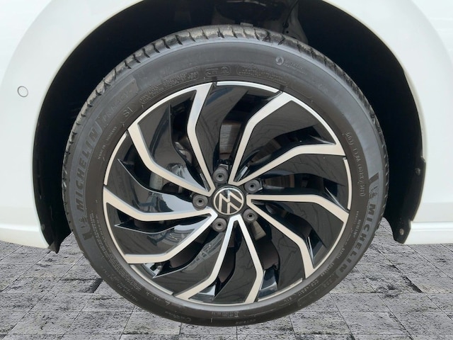 Volkswagen Golf 1.5 TSI Golf VIII Style