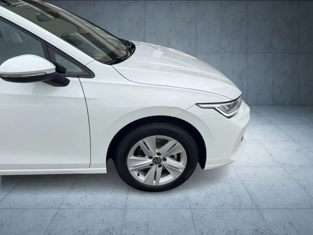 Volkswagen Golf 1.5 eTSI DSG Life