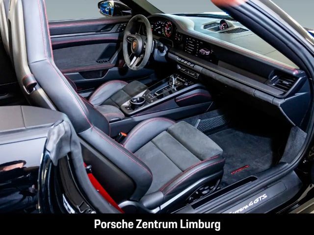 Porsche 992 4 Cabrio Carrera GTS