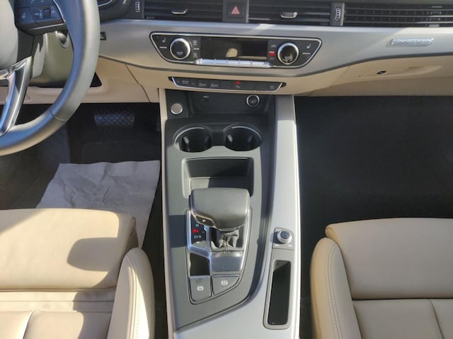 Audi A4 45 TFSI Avant Quattro S-Line S-Tronic