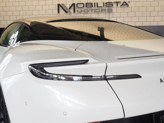 Aston Martin DB12 Coupe CARBON LP 321.264€ FULL OPTIONS by MOBILISTA