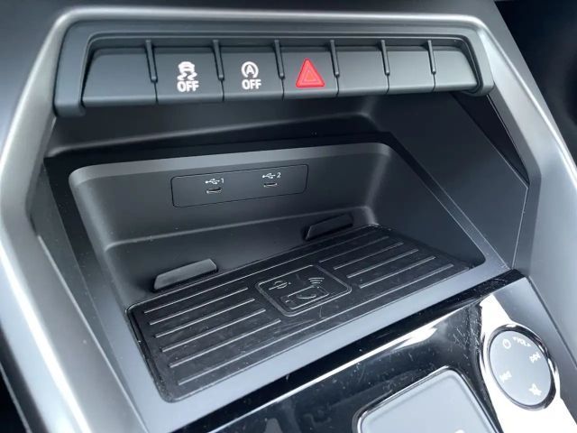 Audi A3 30 TFSI Sedan