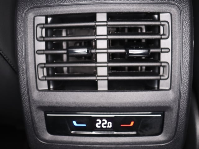 Volkswagen Golf 2.0 TSI DSG Sport