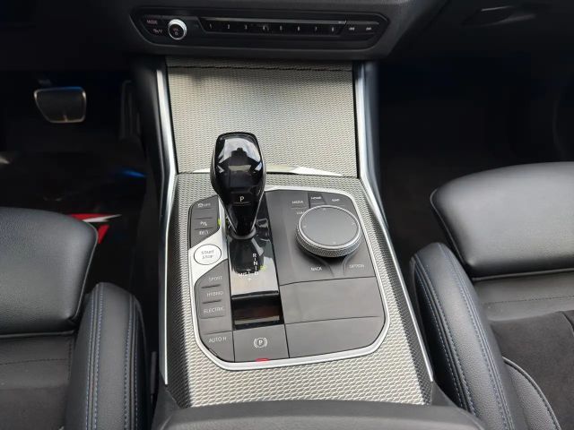 BMW 330 330e M-Sport Touring xDrive