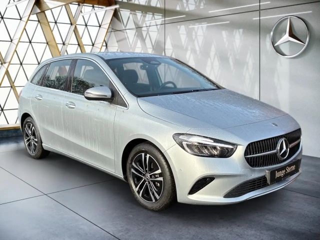 Mercedes-Benz B 180 Progressive Sedan