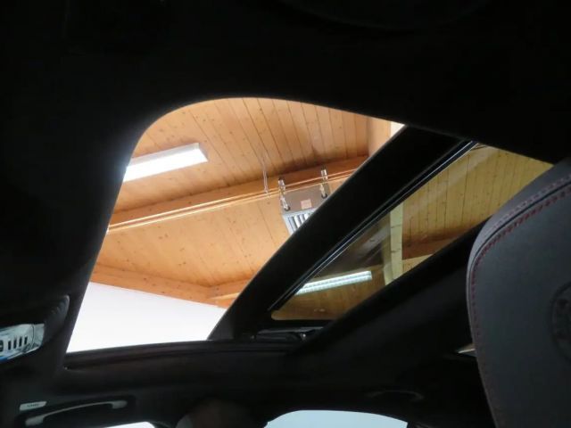 Alfa Romeo Giulia Q4